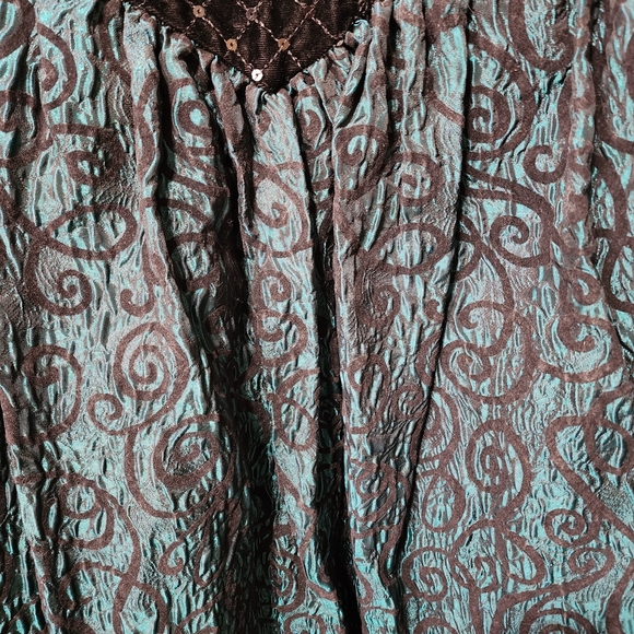 Vintage Gunne Sax Elegant Holiday Black Velevt and Green Strapless Dress - Picture 9 of 9